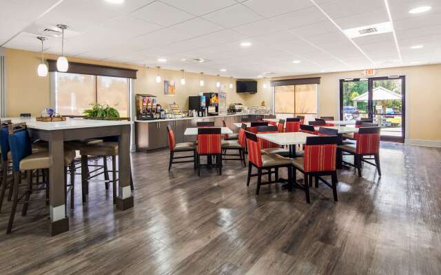 Best Western Shallotte / Ocean Isle Beach Hotel