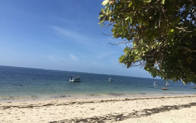 Immaculate 6-bed Penthouse Apartment in Mombasa