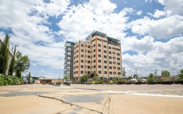 Buraha Zenoni Hotel and Resort