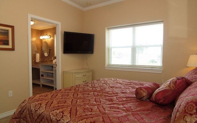 Island 27 2 Bedroom Condo