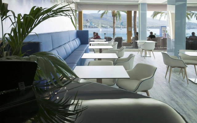 Hotel Seramar Comodoro Playa