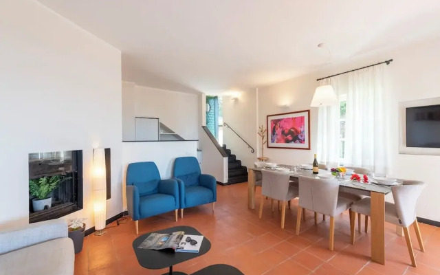 Wonderful Villa In Mulinetti