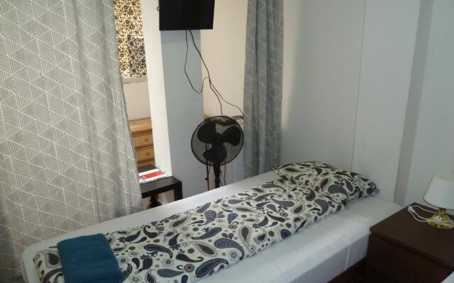 Midtown Guest House