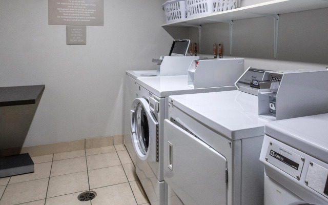 Hotel Dawson Creek, SureStay Collection by Best Western