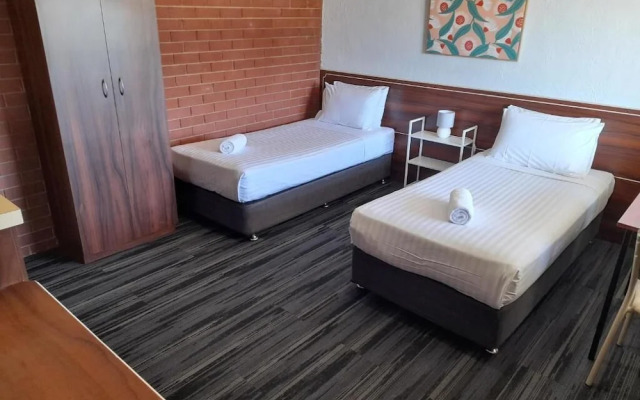 Junction Motel Wagga