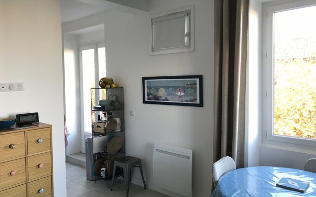 T2 45 M Near Coast Of The Basques