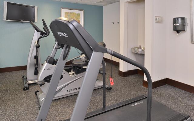 Holiday Inn Express Hotel & Suites River Park by IHG
