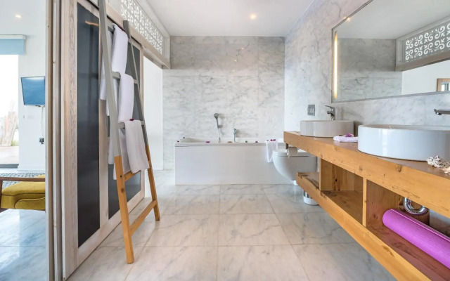 Mandalina Luxury Suites