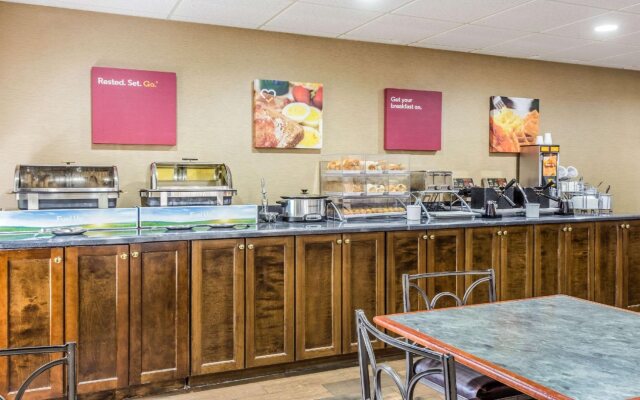 Comfort Suites