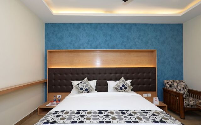 OYO 11666 Hotel Prakash Inn