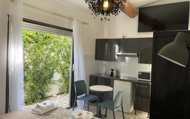 Chambre Luxe Piscine Jardin vue Palmeraie Cuisine