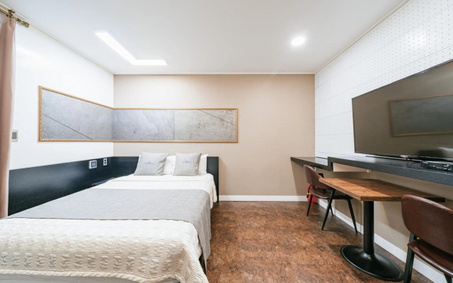 Hotel Major 2