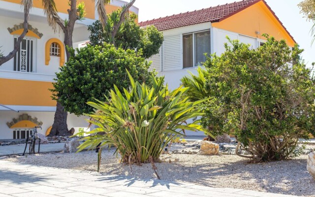 Erik Studios