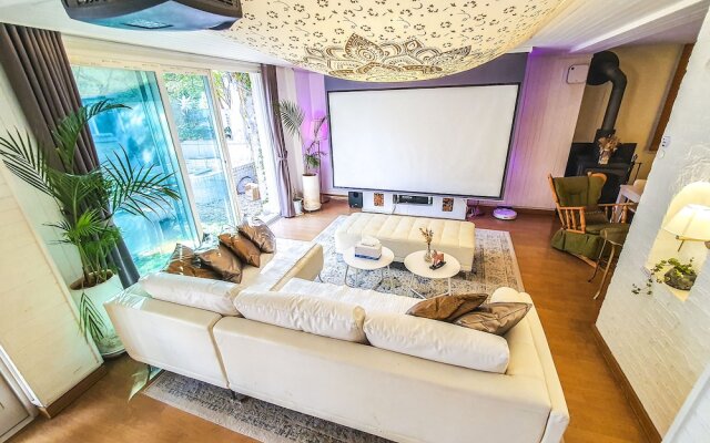 SG Tailored Serviced Home 5min walk from metro
