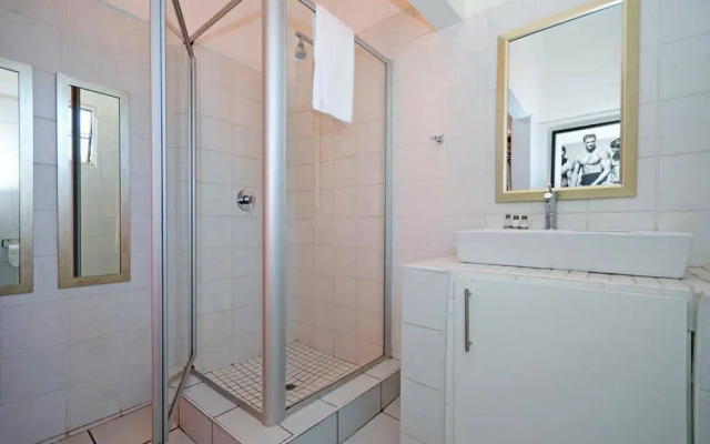 Saffron Guest House
