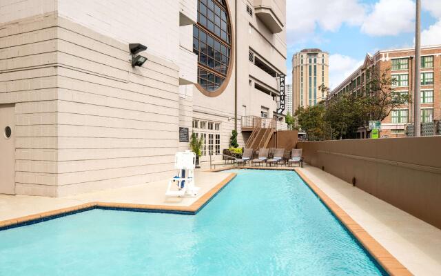 Embassy Suites by Hilton New Orleans