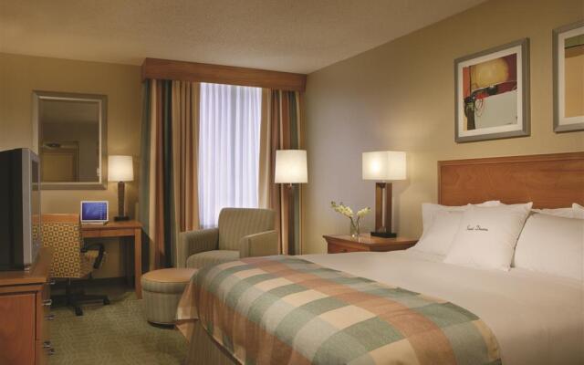 DoubleTree by Hilton Columbus - Worthington