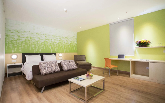 Zest Jemursari by Swiss-Belhotel International