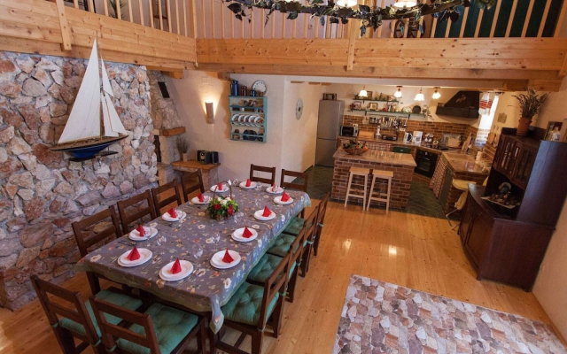 Authentic Large Villa With Private Swimming Pool & Wellness