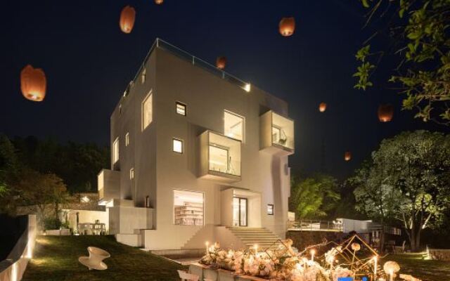 Xingye •Constellation Designer Pool Homestay
