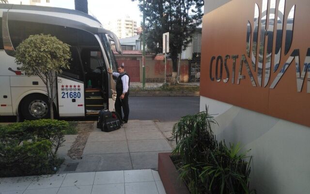 Hostal Costa De Marfil Suites