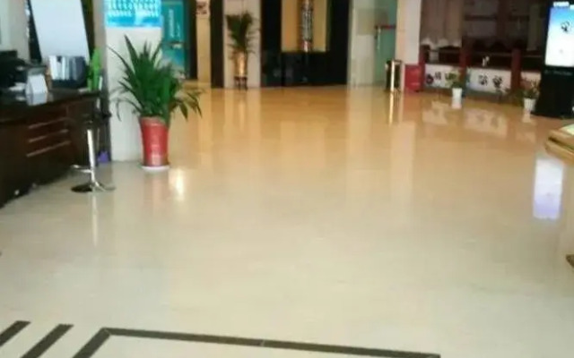 Wuhan Ruian Hotel on Xiongchu Road