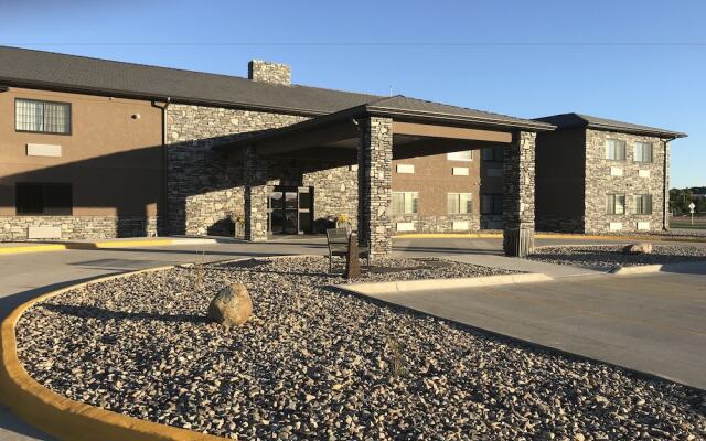 Blue Grass Inn & Suites