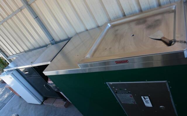 Augusta Courtyard Motel