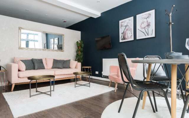 The Paddington Retreat - Elegant 4BDR in 2 Paddington Mews