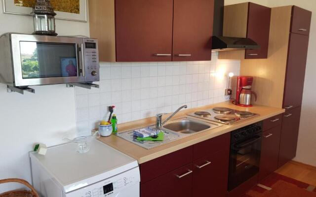 2 Raumwohnung mit sonniger Terrasse
