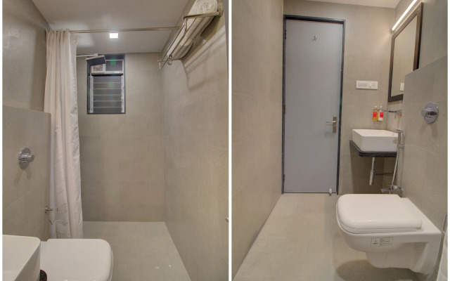 OYO Townhouse 092 Hotel Ashray Residency