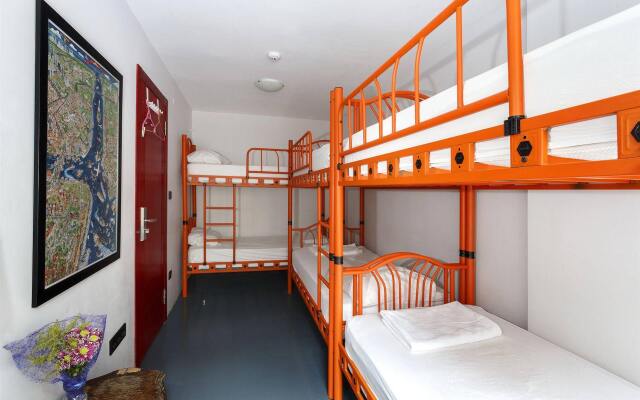 Hush Hostel Moda