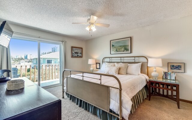 The Other Castle 5 Bedroom Home by RedAwning