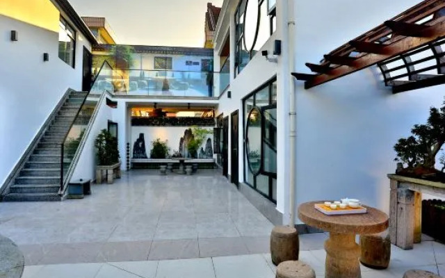 Shanghai Mofu Shiguang Homestay