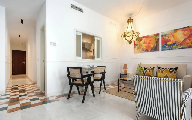 Exclusive Apartment in Seville Center. Francos Viii
