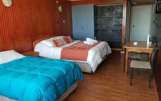 Hotel Aurora Tome