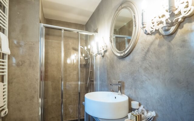 Al Molo 5 Apartments