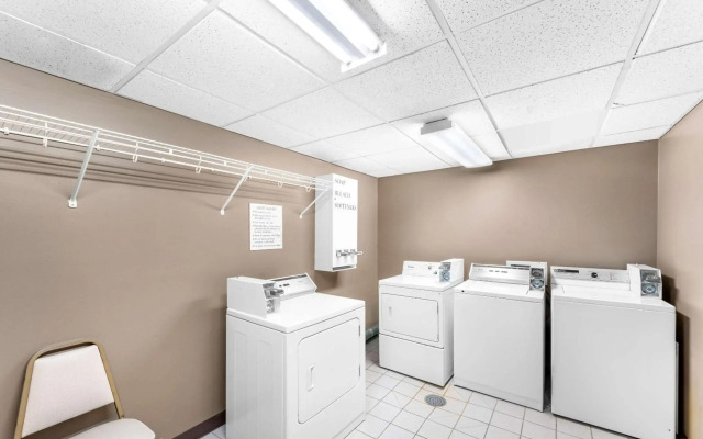 Quality Inn & Suites Columbus