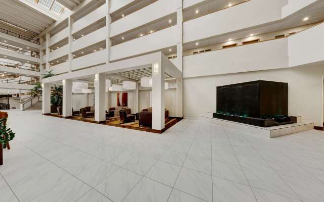 Embassy Suites by Hilton Milwaukee Brookfield