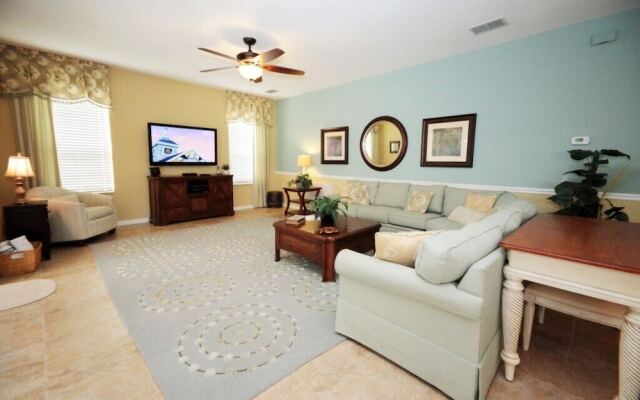 301 Las Fuentes Drive 6 Bedroom Home