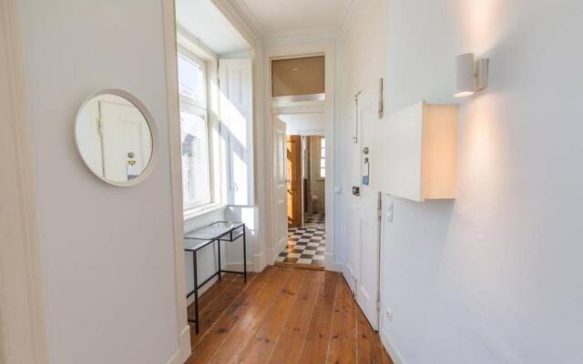 135 C - Quiet Charming Flat Historic Alfama Baixa