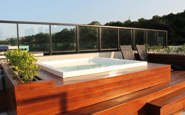 Legacy Suites by Daybyday