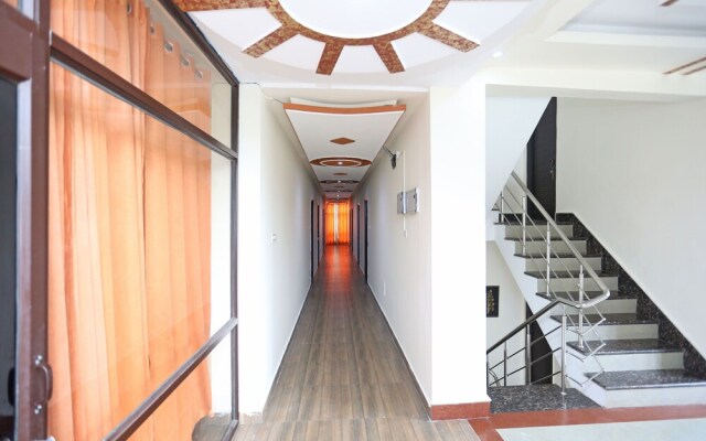 Hotel City Palace By OYO Rooms