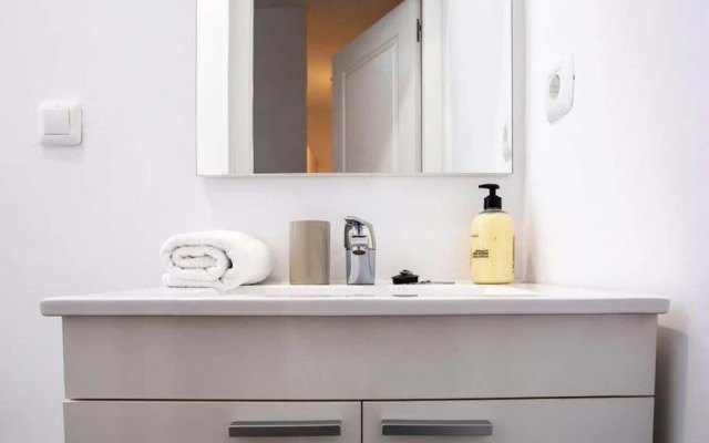 Lovely 1bed Loft in City Centre, 3mins to Metro