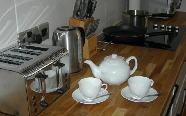 High Street Suites 3