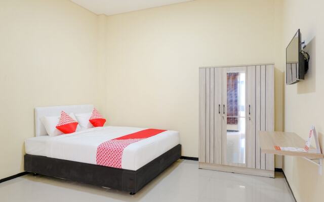 Sm House by OYO Rooms