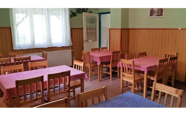 Muskátli Vendégház - Hostel