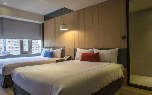 CHECK inn Taichung Wenxin Zhongqing