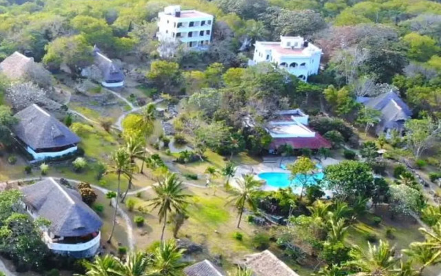 Maweni Beach Cottages