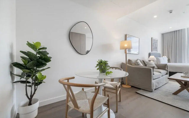 Bright Studio With Rooftop BBQ in Fremantle